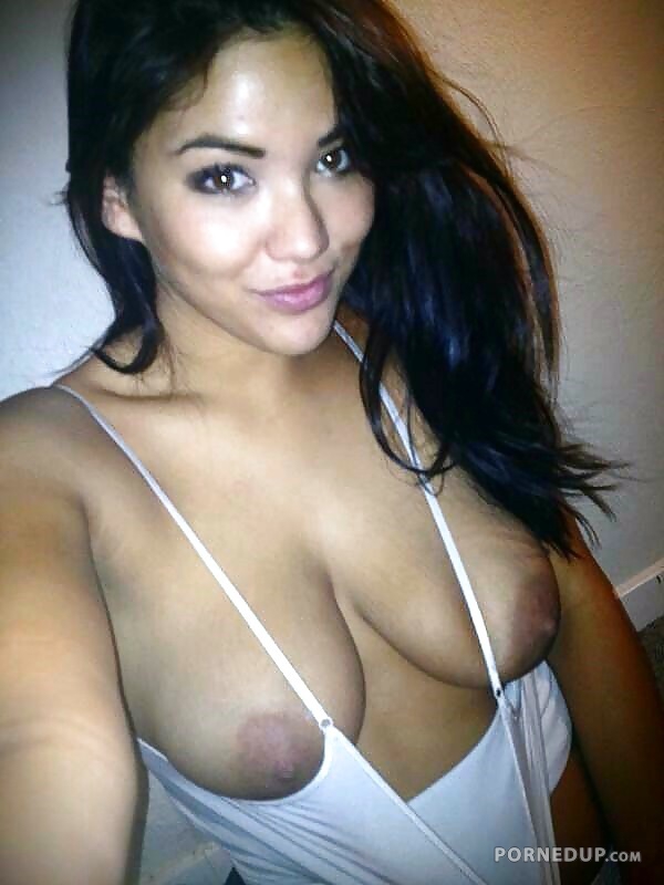 Pretty boob nude latina