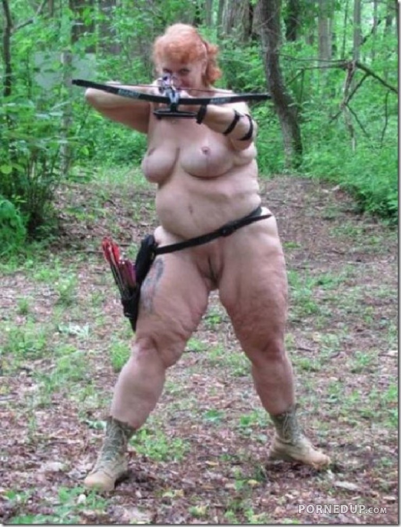 Naked Psycho Woman Will Shoot You In The Face