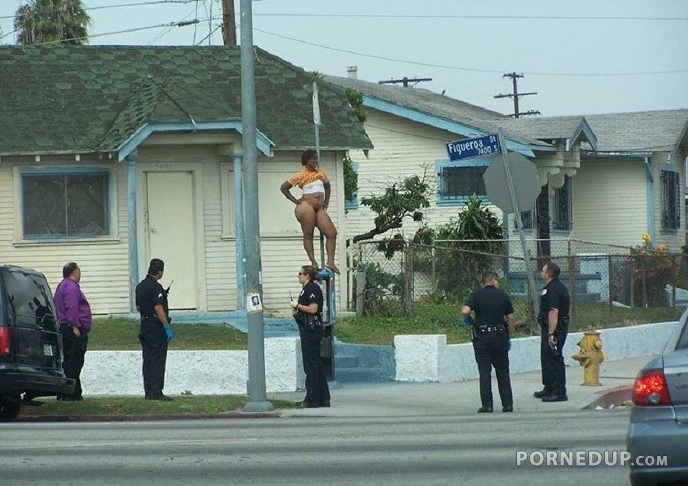 Cops Surround Naked Black Woman Porned Up