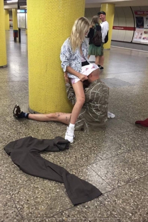 Public Pussy Eating At Subway Station