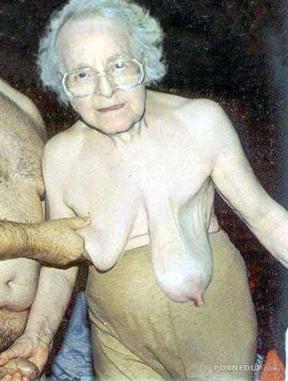 Old naked grannies