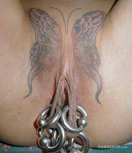 crazy pierced pussy