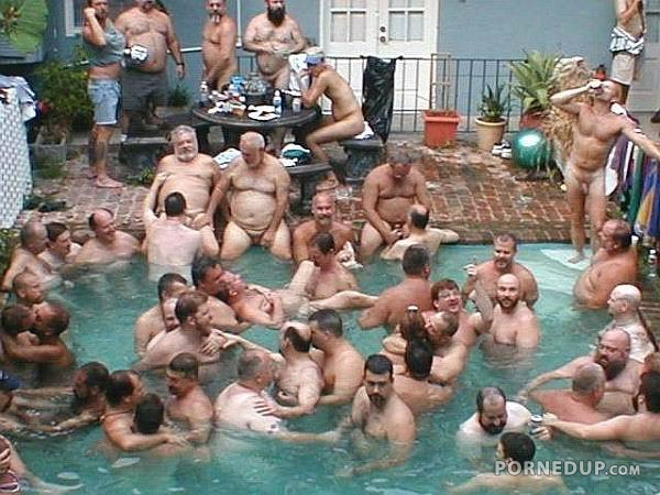 Naked Pool Party Pics