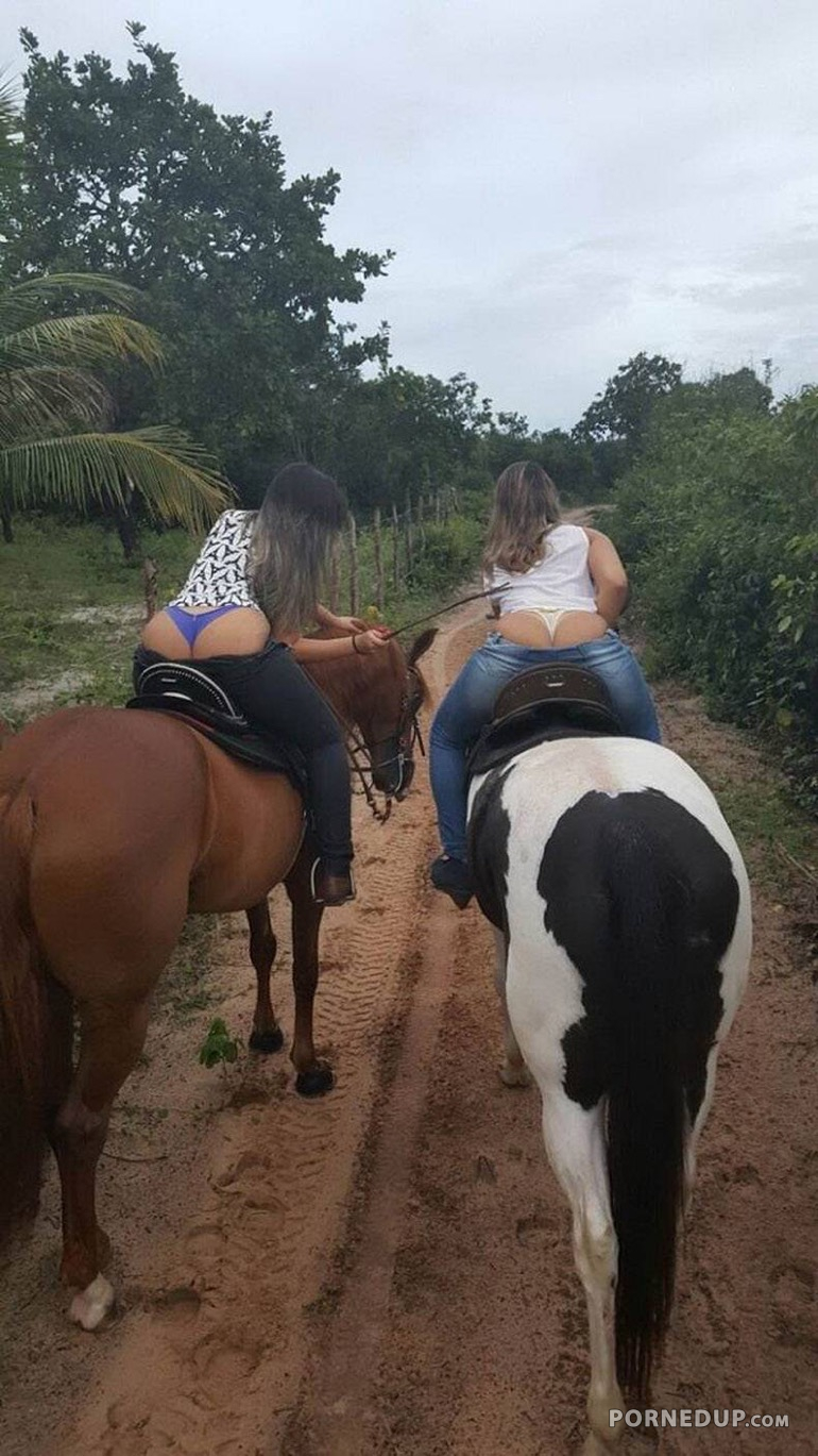 Sexy Asses Horseriding