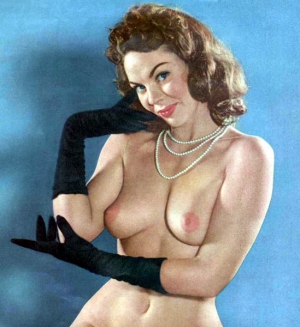 classic pin-up girl shows off her little tits