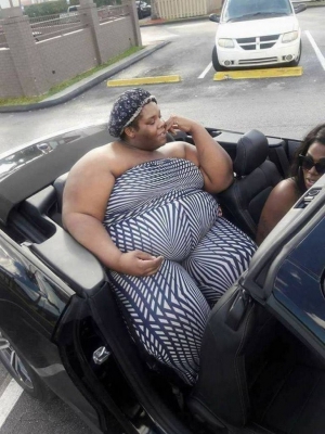 Fat Bitch Needs 3 Seats In Car