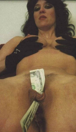 pussy in a knot with money