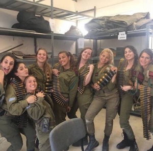 Sexy Army Girls With Heavy Armory