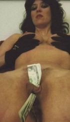 Pussy in a knot with money