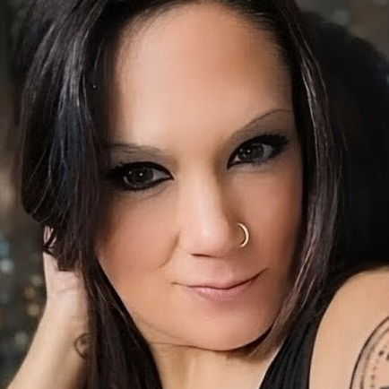 LaynieLou